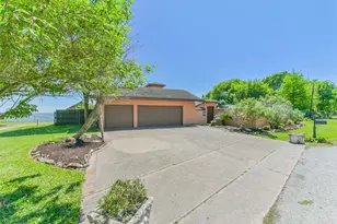 111 Bayridge Rd, La Porte, TX 77571 - Photo 47