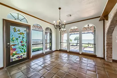 111 Bayridge Road, La Porte, TX 77571 - Photo 13