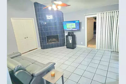 11703 Teaneck Drive, Houston, TX 77089 - Photo 7