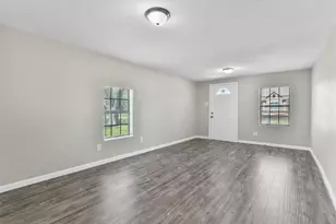 6905 Speaker St, Hitchcock, TX 77563 - Photo 5