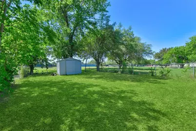 6905 Speaker Street, Hitchcock, TX 77563 - Photo 25