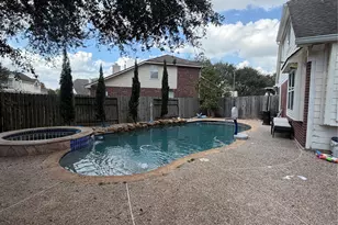 1242 Cambrian Park Ct, Sugar Land, TX 77479 - Photo 11