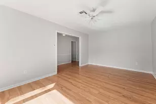 26215 Oakhurst Dr, Spring, TX 77386 - Photo 15