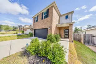 18560 Meadow Point Ln, Conroe, TX 77316 - Photo 1
