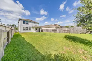 18560 Meadow Point Ln, Conroe, TX 77316 - Photo 21