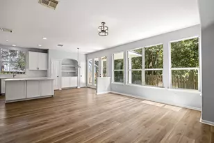 39 S Crisp Morning Cir, The Woodlands, TX 77382 - Photo 11