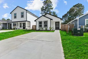 11934 Detar Ct, Willis, TX 77378 - Photo 1