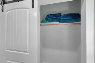 1032 Sunset Circle W, Crystal Beach, TX 77650 - Photo 27