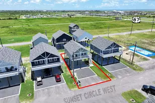 1032 Sunset Circle W, Crystal Beach, TX 77650 - Photo 5