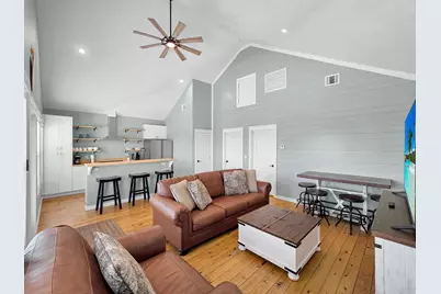 1032 Sunset Circle W, Crystal Beach, TX 77650 - Photo 17