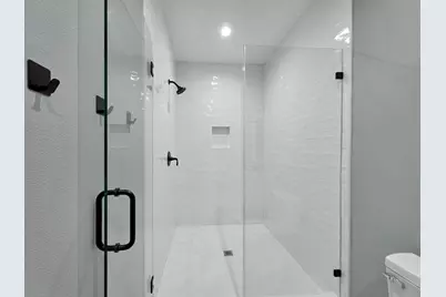 1032 Sunset Circle W, Crystal Beach, TX 77650 - Photo 35