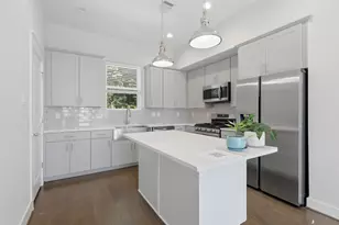 5305 Donovan Gdns Ln, Houston, TX 77091 - Photo 11
