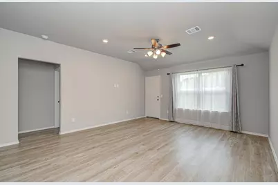 2030 Brixham Bluff Lane, Spring, TX 77373 - Photo 9