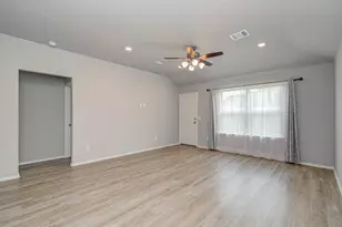 2030 Brixham Bluff Ln, Spring, TX 77373 - Photo 9