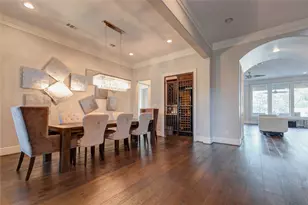 2111 Saxon Dr, Houston, TX 77018 - Photo 5