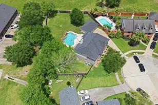 2402 Daytona Ct, Friendswood, TX 77546 - Photo 39