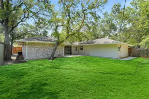 10726 Riverview Dr, Houston, TX 77042 - Photo 27