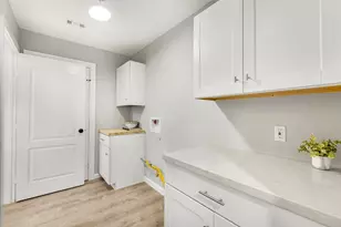 10726 Riverview Dr, Houston, TX 77042 - Photo 25