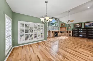 12498 Lake Vista Dr, Willis, TX 77318 - Photo 11