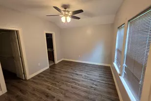 3153 Christie St, Houston, TX 77026 - Photo 9