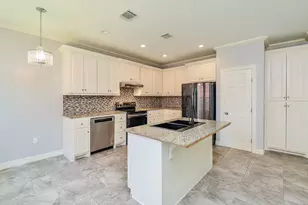 3153 Christie St, Houston, TX 77026 - Photo 17