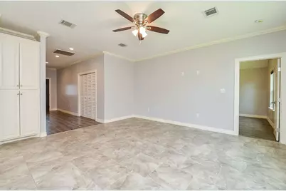 3153 Christie Street, Houston, TX 77026 - Photo 13