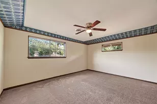 6710 Burning Tree Dr, Houston, TX 77036 - Photo 23