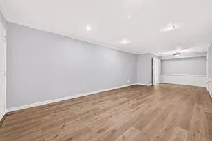 359 N Post Oak Ln, Houston, TX 77024 - Photo 5