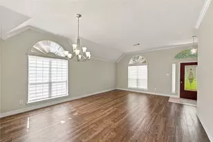 10010 Red Mesa Dr, Houston, TX 77095 - Photo 3