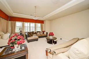 6115 Abercombie Ln, Sugar Land, TX 77479 - Photo 13