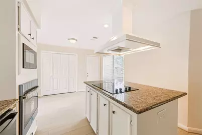 930 Mesa Terrace Drive, Katy, TX 77450 - Photo 9