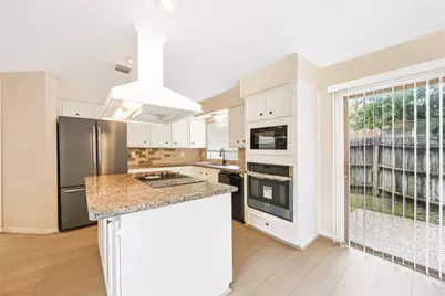 930 Mesa Terrace Drive, Katy, TX 77450 - Photo 11