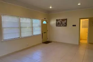 3905 Avenue R, Galveston, TX 77550 - Photo 9