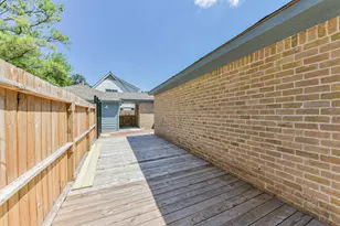 2207 Crystal Hills Dr, Houston, TX 77077 - Photo 41