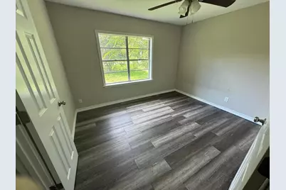 721 E Emily Avenue, Wharton, TX 77488 - Photo 11