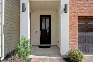 1016 Green Kensington Dr, Houston, TX 77008 - Photo 5
