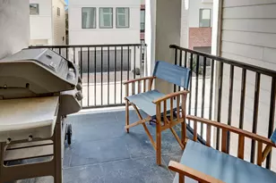 1016 Green Kensington Dr, Houston, TX 77008 - Photo 19