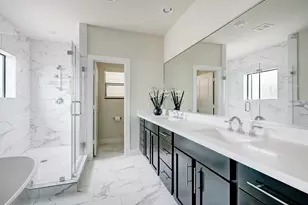 1016 Green Kensington Dr, Houston, TX 77008 - Photo 23