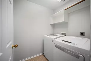 35 Ledgestone Pl, The Woodlands, TX 77382 - Photo 13