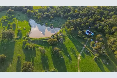 7160 County Road 132, Hallettsville, TX 77964 - Photo 3