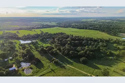 7160 County Road 132, Hallettsville, TX 77964 - Photo 1