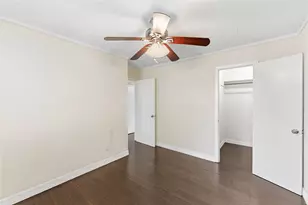 3415 Honey Creek Dr, Houston, TX 77082 - Photo 21