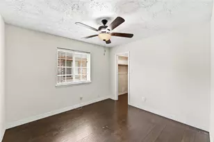 3415 Honey Creek Dr, Houston, TX 77082 - Photo 19