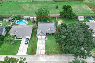 305 Seacrest Blvd, League City, TX 77573 - Photo 33