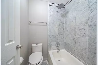 305 Seacrest Boulevard, League City, TX 77573 - Photo 19