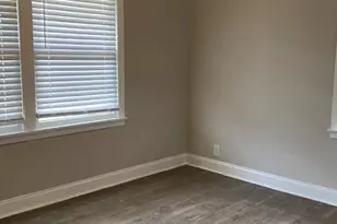 5709 Beechnut St, Houston, TX 77074 - Photo 3