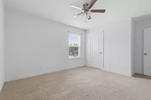 913 Turner Dr, Houston, TX 77076 - Photo 17