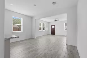 913 Turner Dr, Houston, TX 77076 - Photo 7