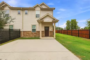 913 Turner Dr, Houston, TX 77076 - Photo 1