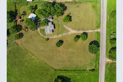 1619 Tx-237, Round Top, TX 78954 - Photo 3